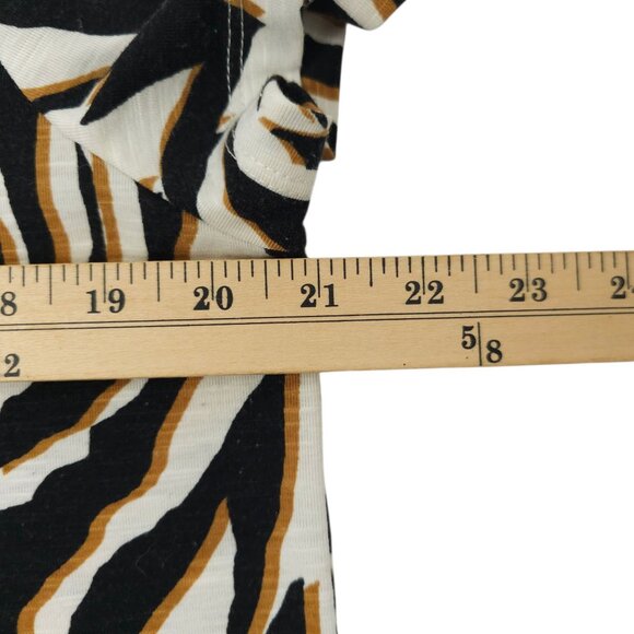 Chicos Zenergy T Shirt Womens 1 US 8/10 Tiger Animal Print Side Slit Stretch - Picture 16 of 16
